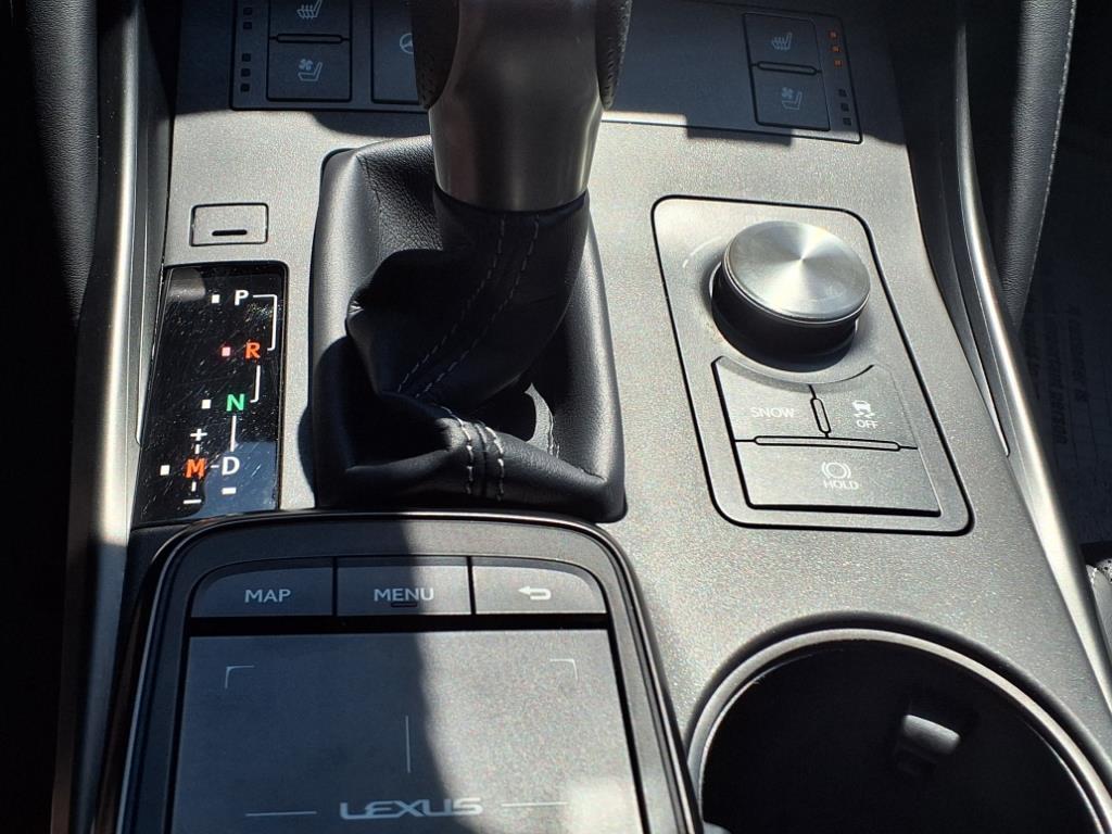 2022 Lexus IS 350 F SPORT AWD photo 25