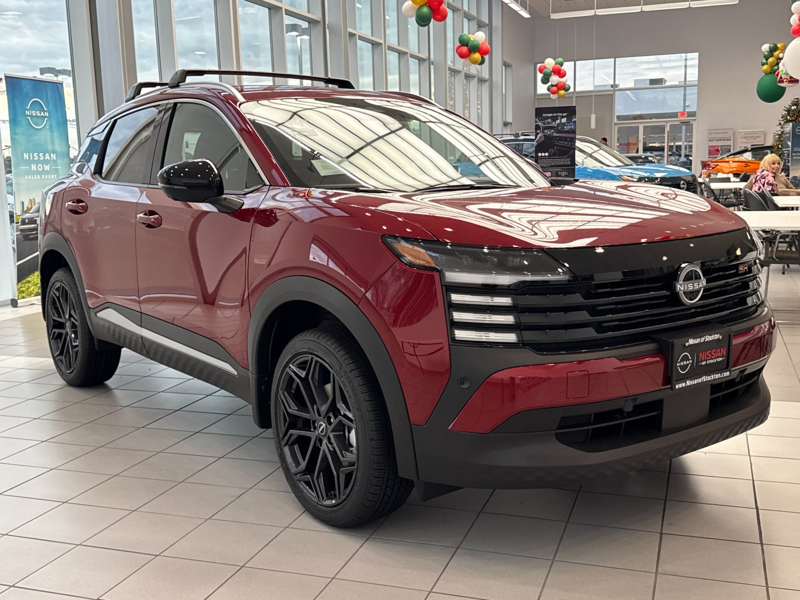 2026 Nissan KICKS SR's photo