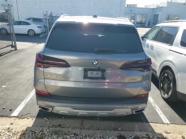 2024 Bmw X5 xDrive40i photo 3