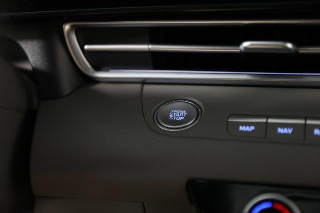 2025 Hyundai Elantra SEL Convenience photo 8