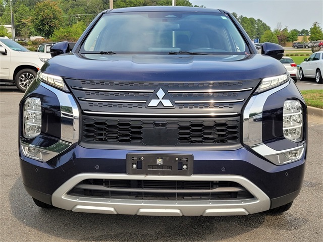 2023 Mitsubishi Outlander SE photo 4
