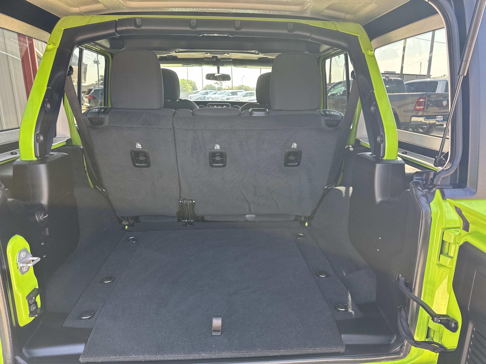 2021 Jeep Wrangler Sport Altitude photo 7