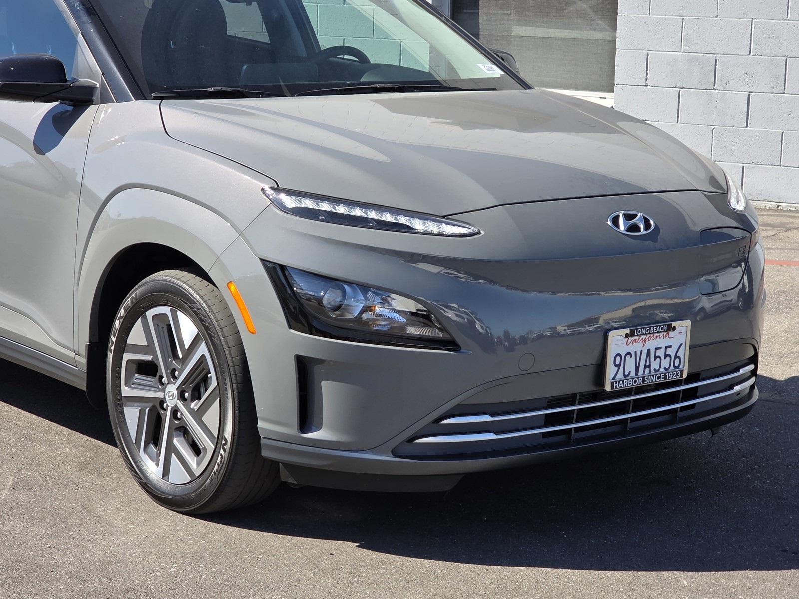 2022 Hyundai Kona Electric SEL photo 8