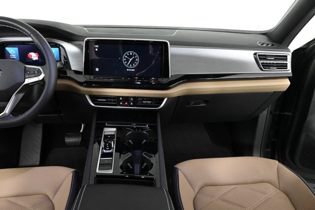 2026 Volkswagen Atlas Cross Sport SE Technology photo 15