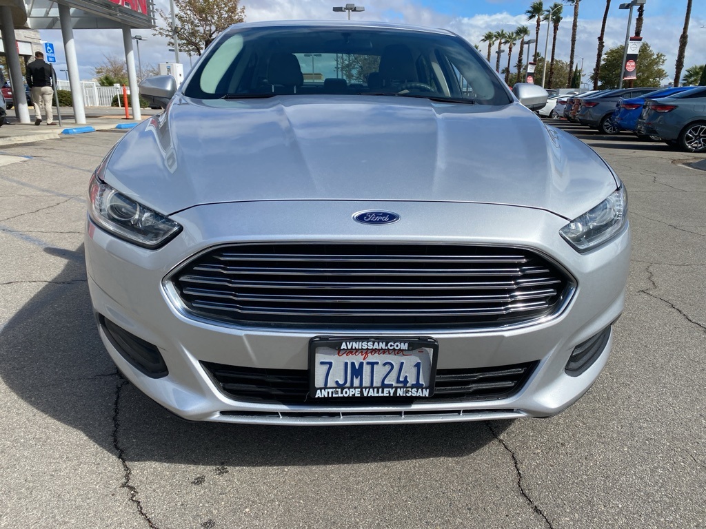 2015 Ford Fusion S photo 2