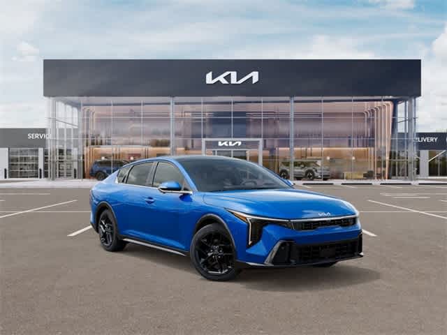 2025 Kia K4 GT-Line Turbo photo 4