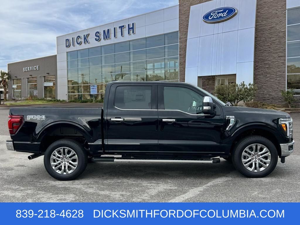 2025 Ford F-150 Lariat photo 2