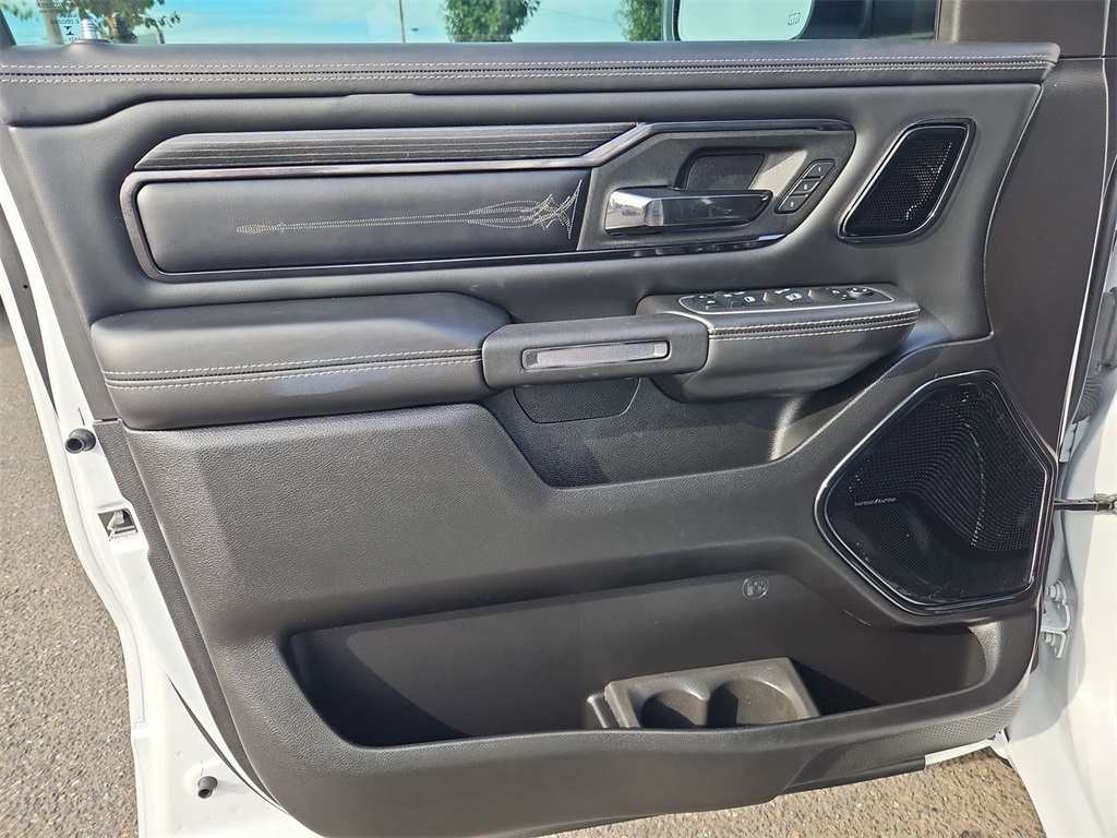 2023 Ram 1500 Limited photo 9