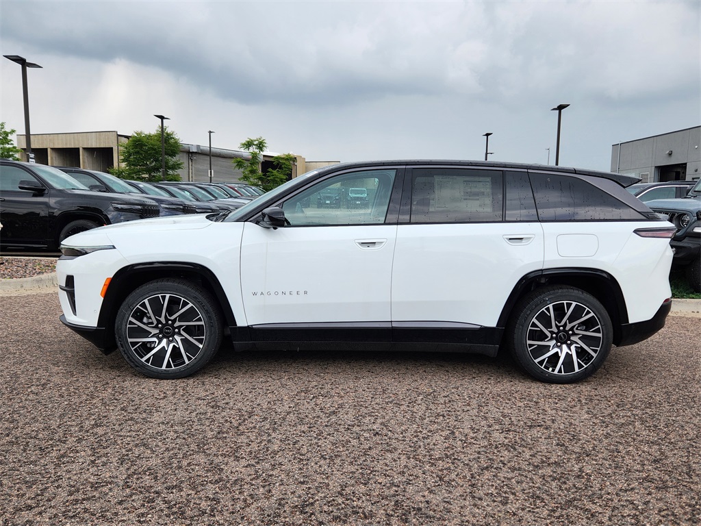 2025 Jeep Wagoneer S Limited photo 2