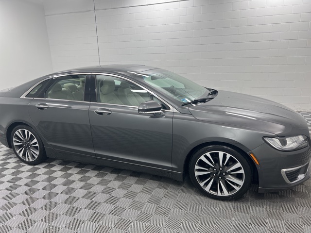 2019 Lincoln MKZ Reserve photo 4