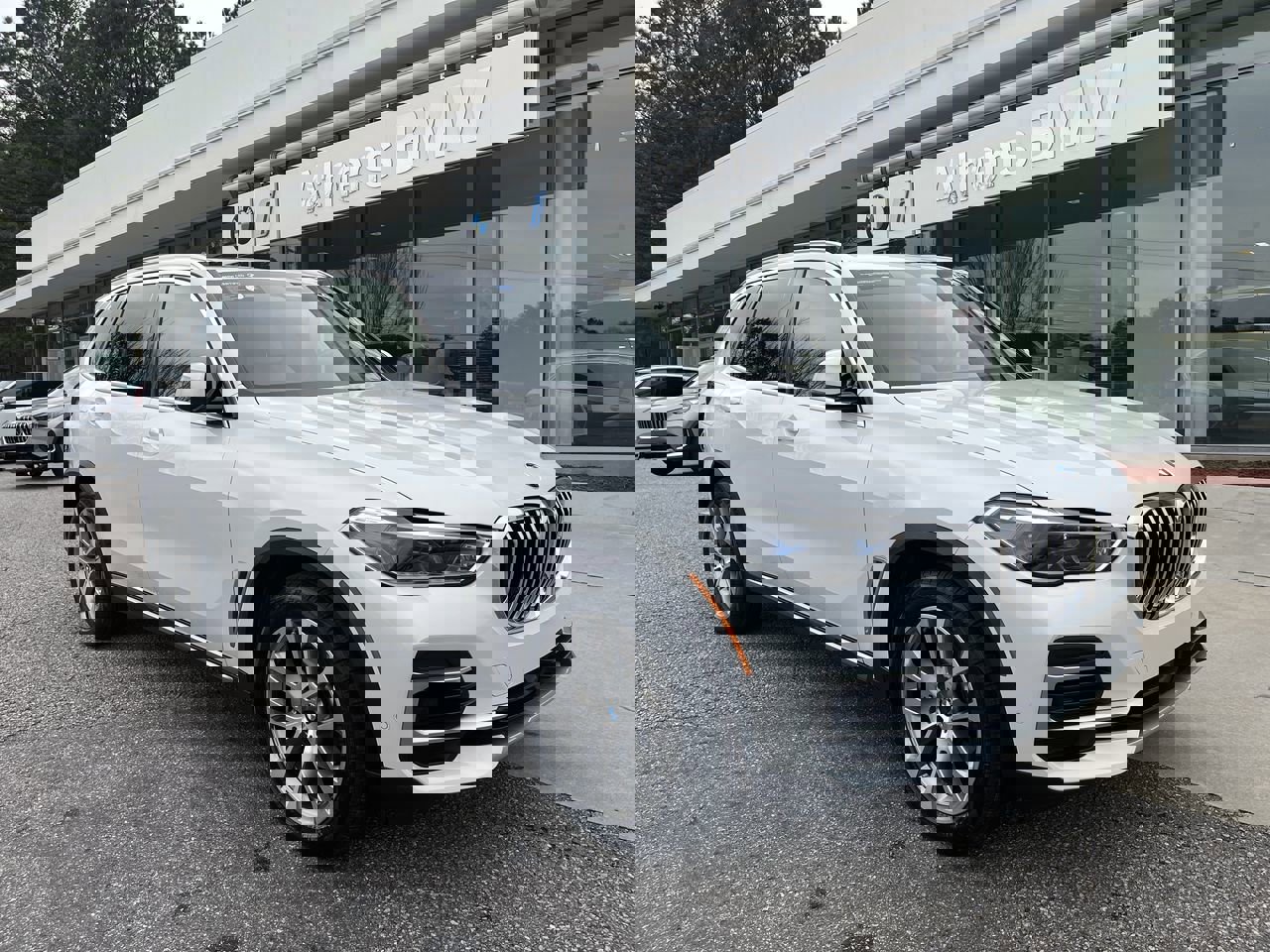 2022 BMW X5 40i's photo