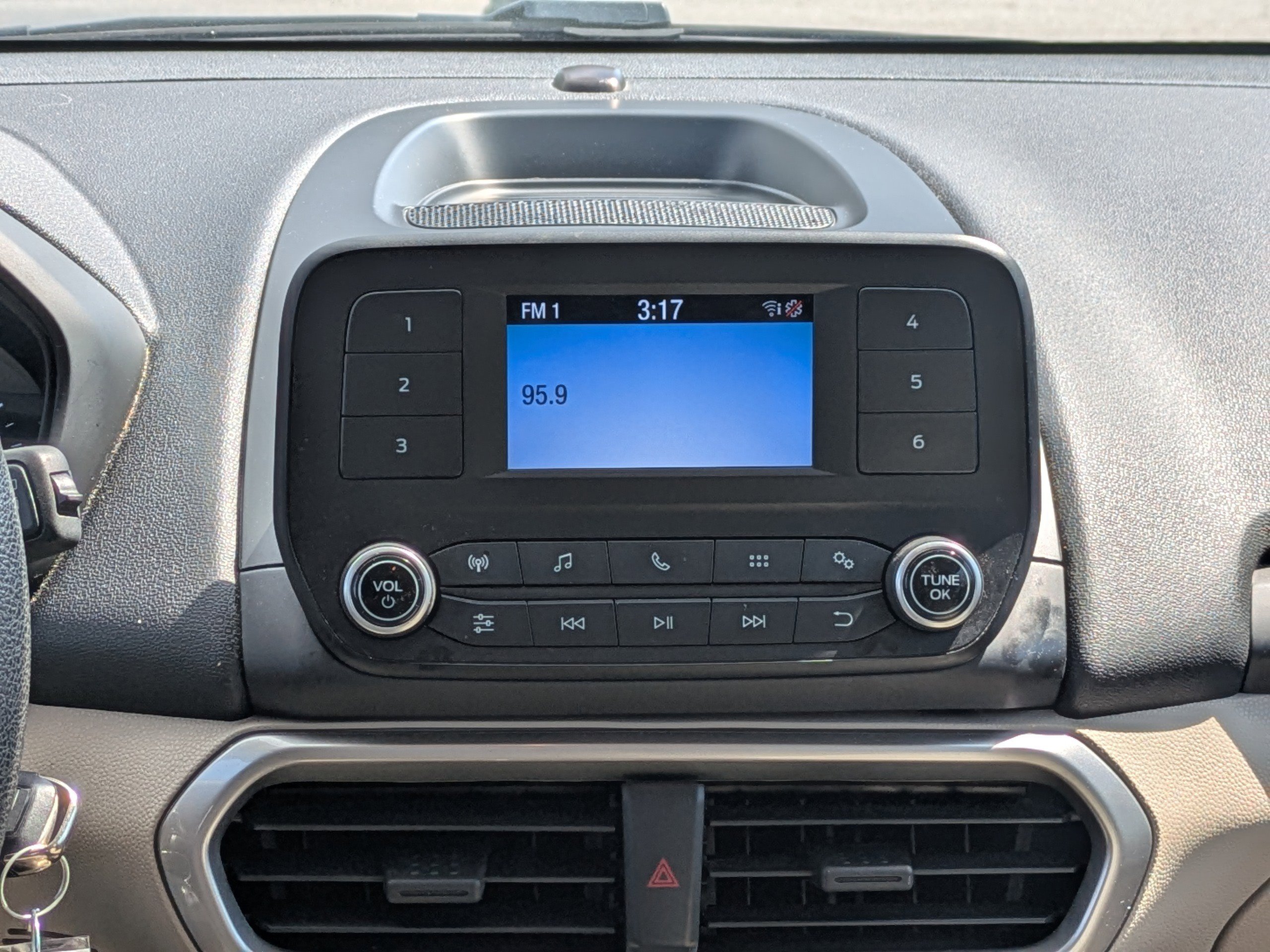 2020 Ford EcoSport S photo 16