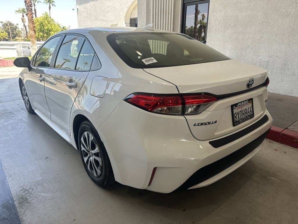 Used 2022 Toyota Corolla LE with VIN JTDEAMDE9NJ038702 for sale in Northfield, Minnesota