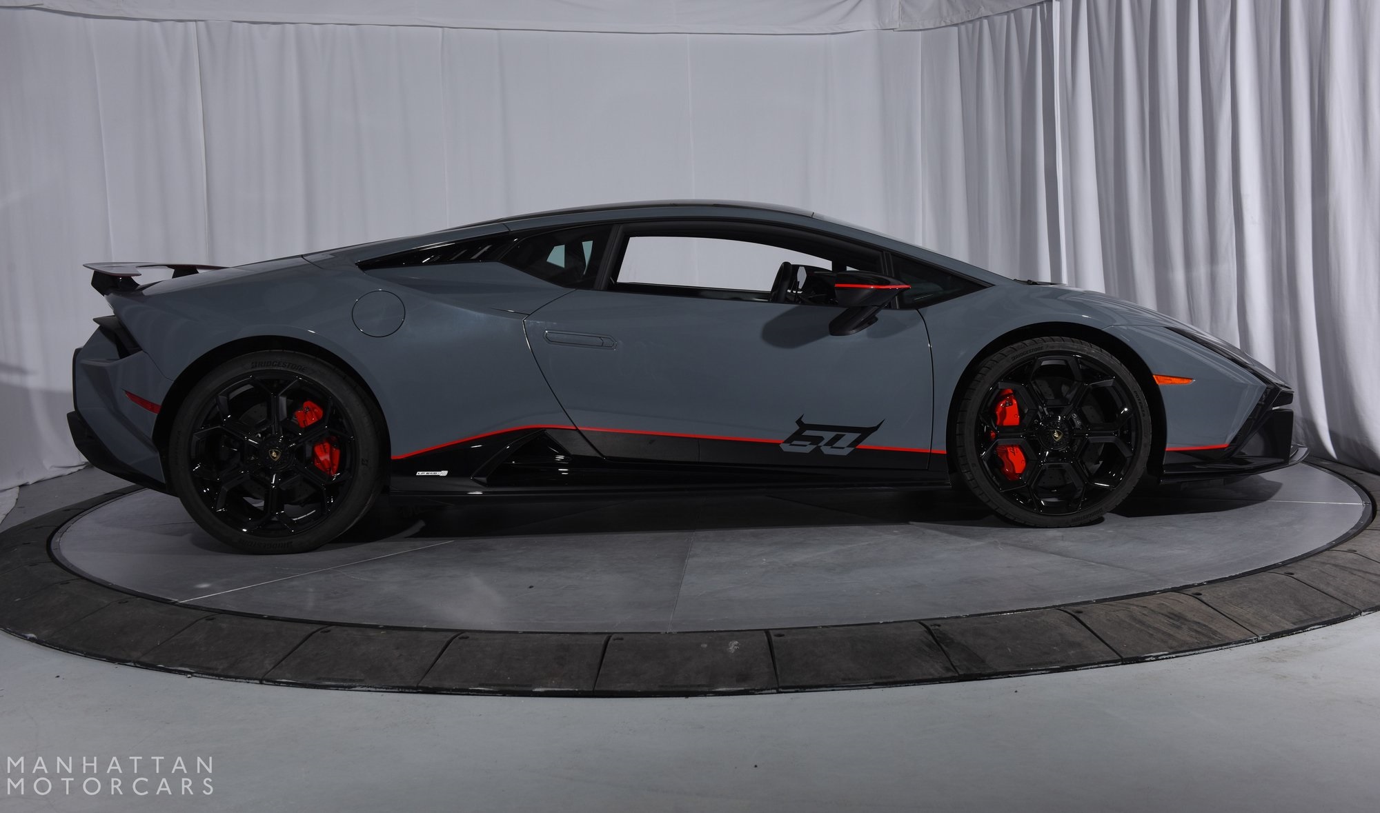 2023 Lamborghini Huracan Tecnica photo 4