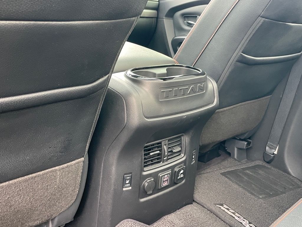 2023 Nissan Titan PRO-4X photo 25