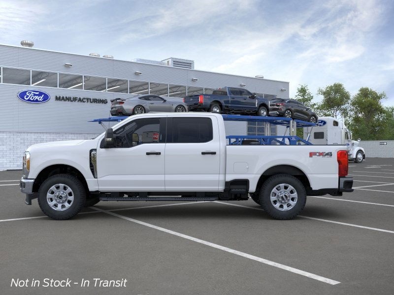 2025 Ford F-250 XLT photo 4