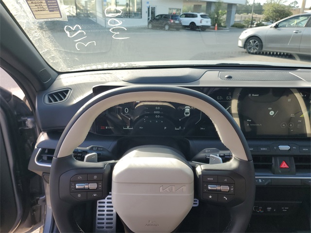 2025 Kia K4 GT-Line Turbo photo 12