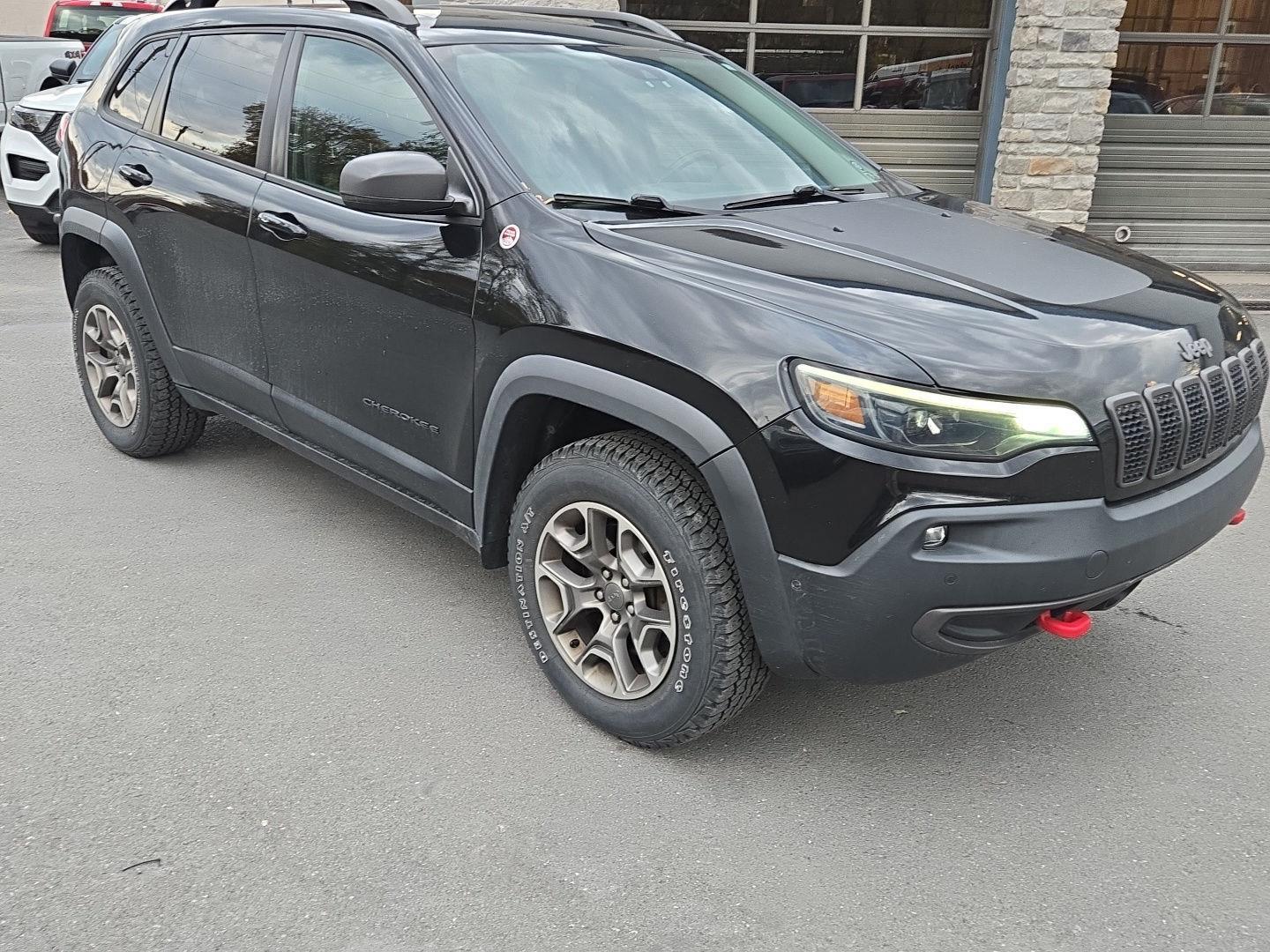 2020 Jeep Cherokee Trailhawk photo 3