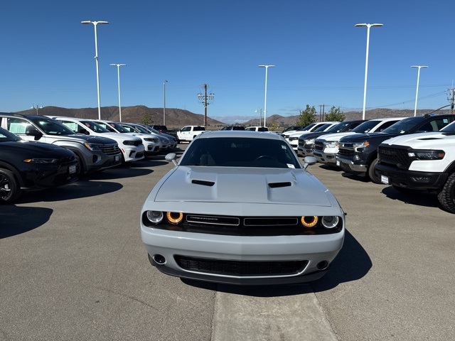 2021 Dodge Challenger SXT photo 2