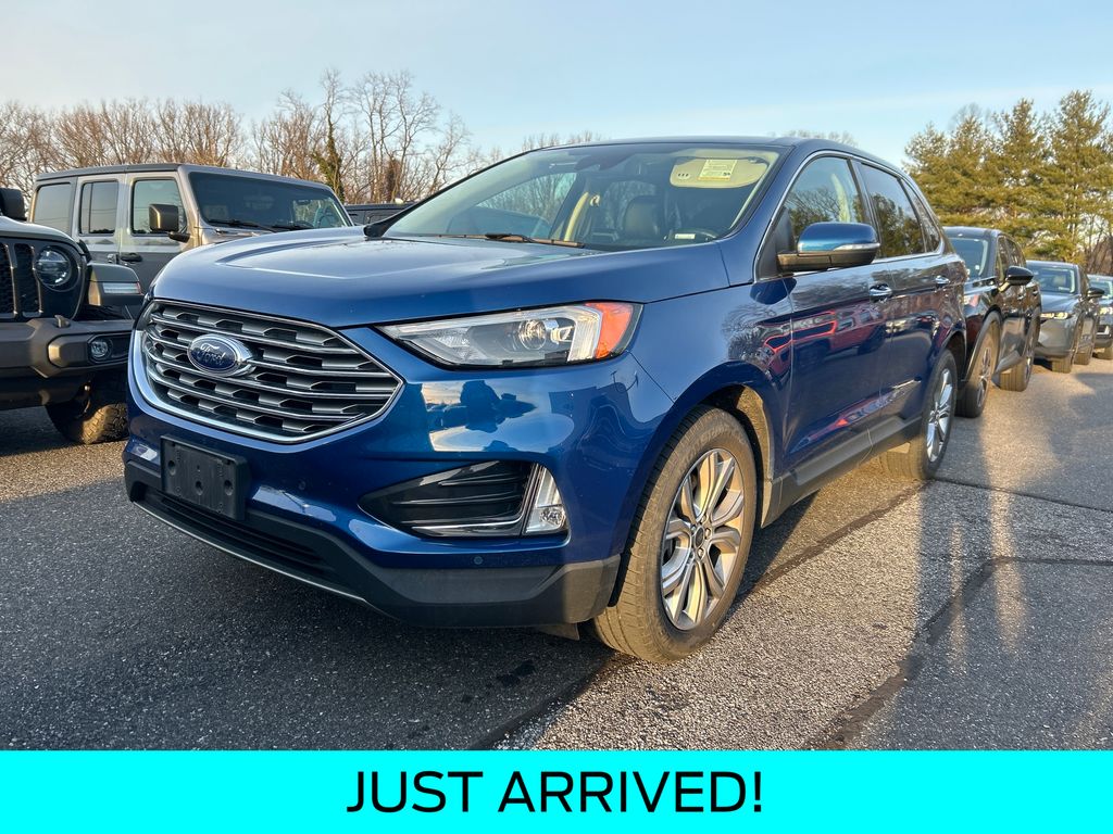 2024 Ford Edge Titanium's photo