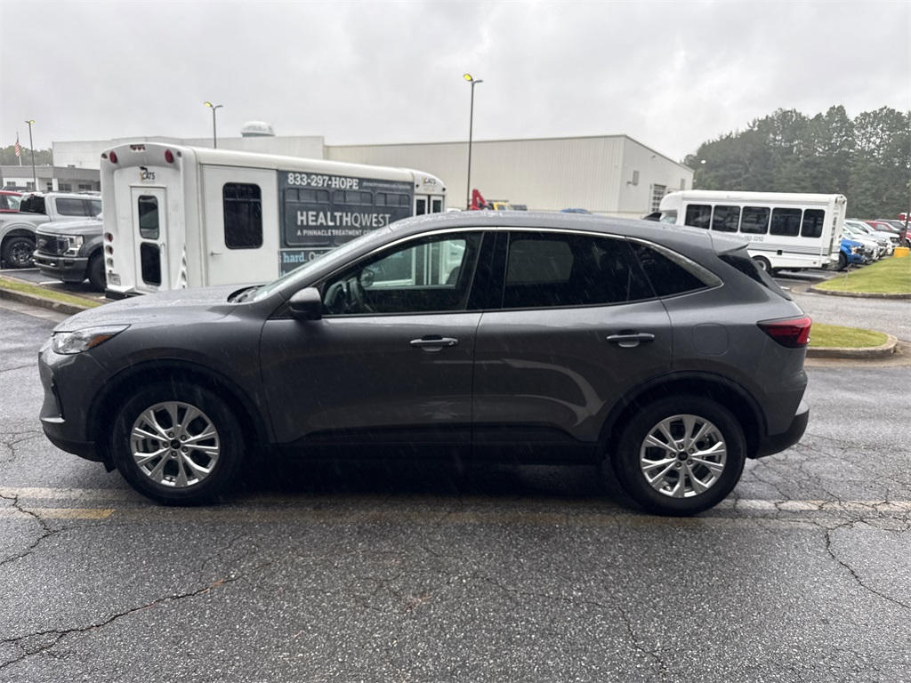 2023 Ford Escape Active photo 2