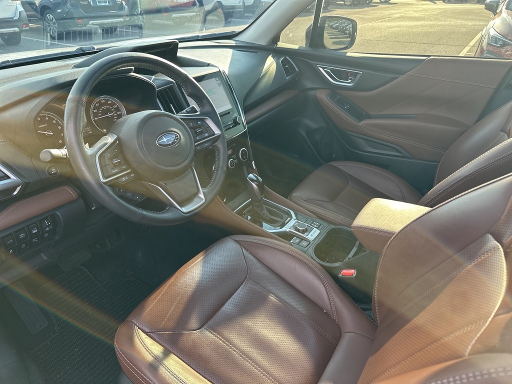 2021 Subaru Forester Touring photo 4