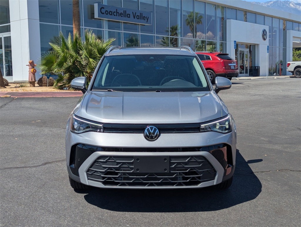 2025 Volkswagen Taos SE photo 7