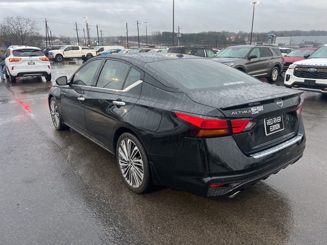 2023 Nissan Altima 2.5 SL photo 2