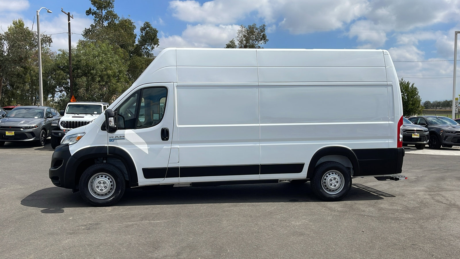 2024 Ram ProMaster 3500 photo 2