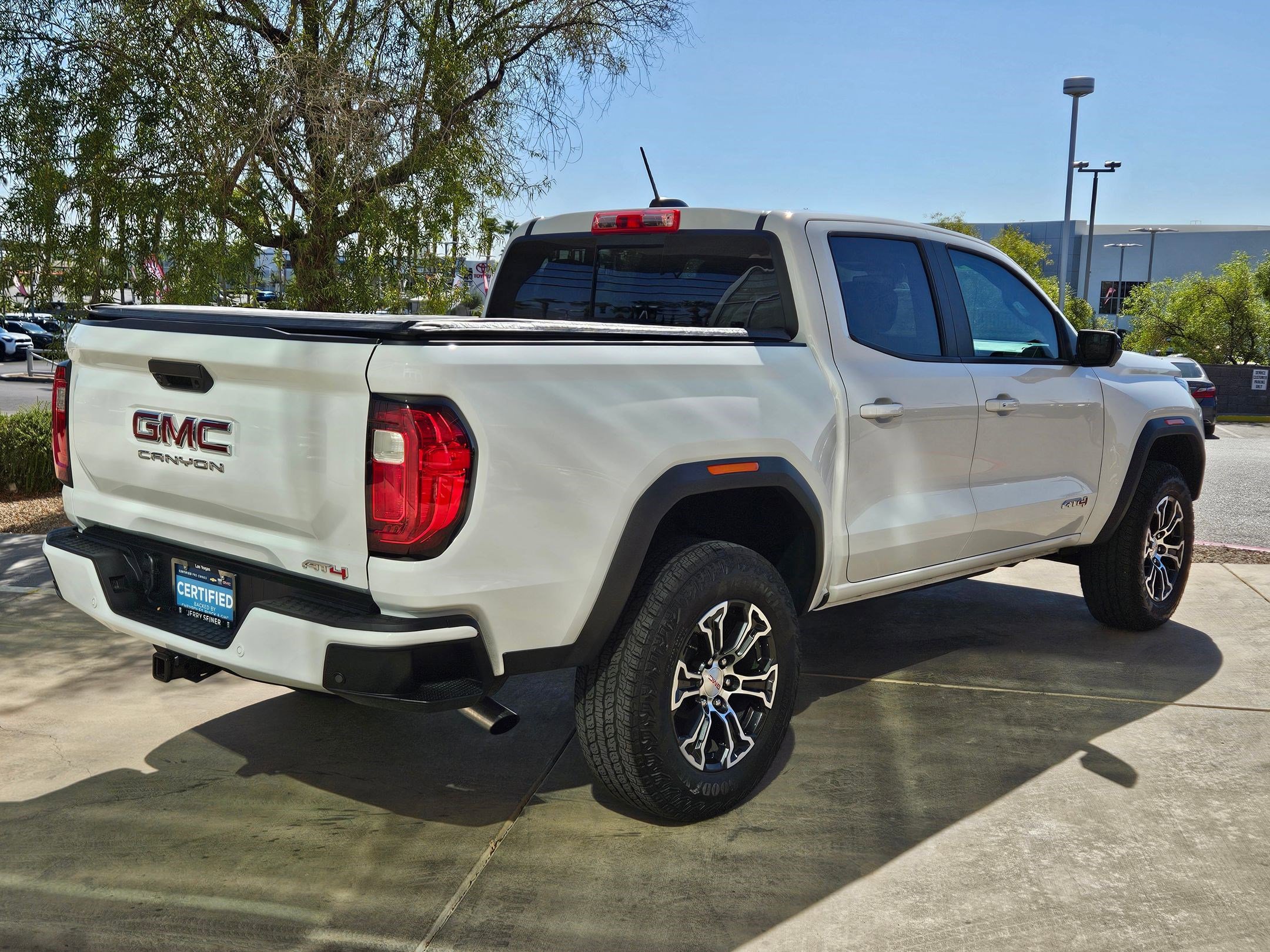 2024 Gmc Canyon AT4 photo 5
