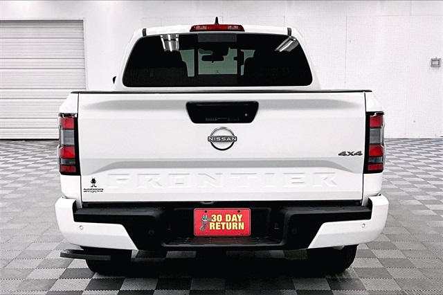 2025 Nissan Frontier SV photo 4