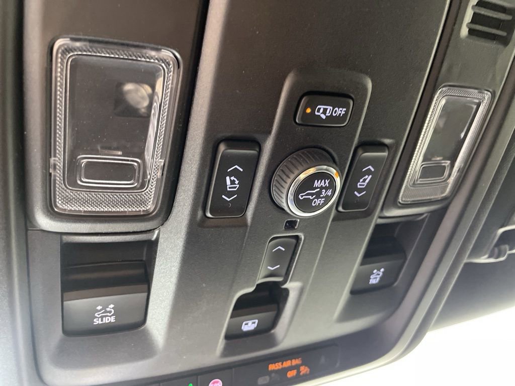 2025 Chevrolet Tahoe Z71 photo 35
