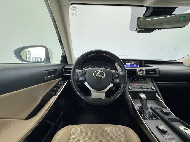 2019 Lexus IS 300 photo 21