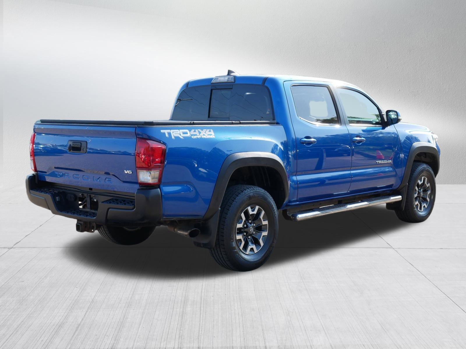 2017 Toyota Tacoma TRD 4x4 photo 7