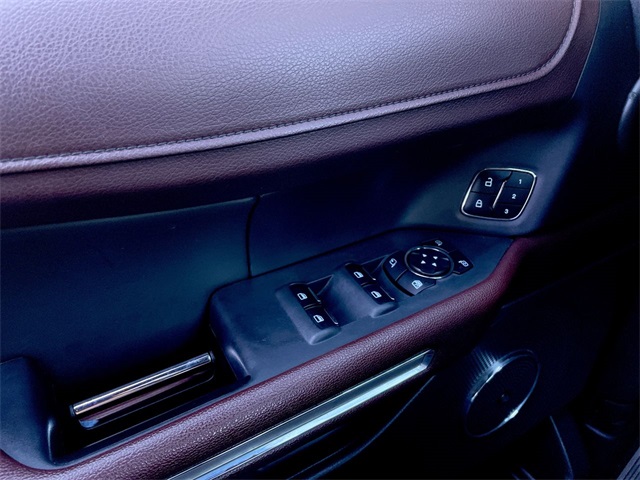2023 Ford Expedition Limited photo 4