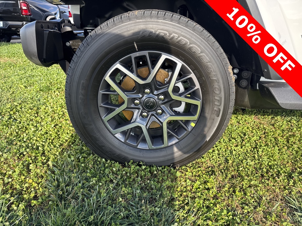 2026 Jeep Wrangler Sahara photo 2