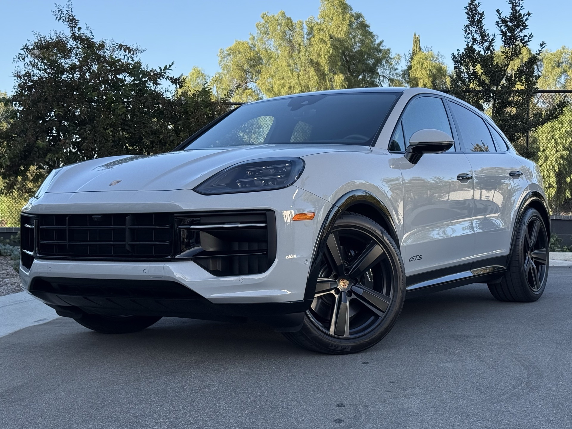 2025 Porsche Cayenne Coup GTS