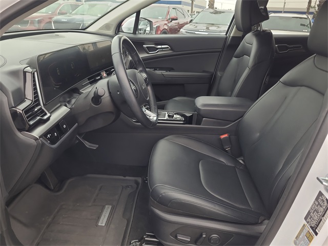 2024 Kia Sportage EX photo 14