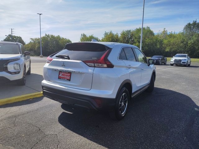 2022 Mitsubishi Eclipse Cross ES photo 5