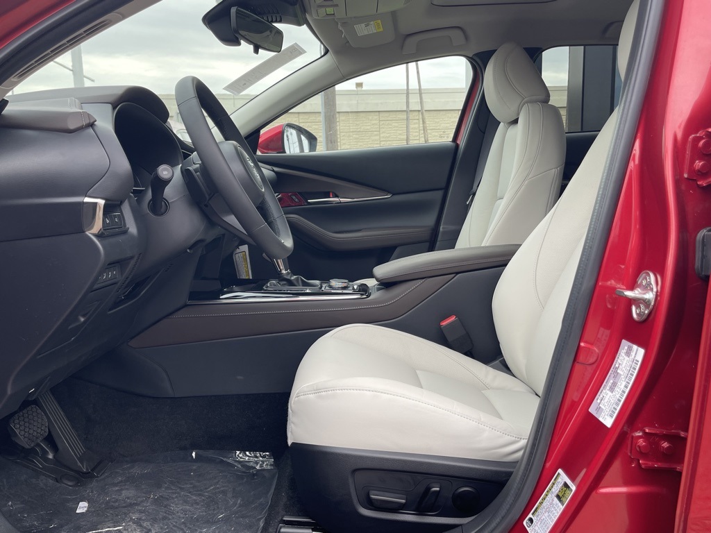 2024 Mazda CX-30 2.5 S Premium photo 16