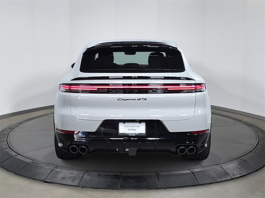 2025 Porsche Cayenne Coupe GTS photo 4