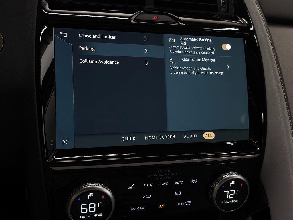 2024 JAGUAR PACE P250 - Image 27