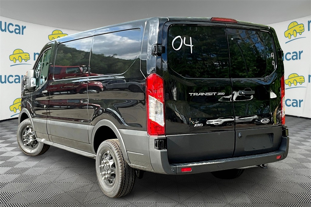 2025 Ford Transit photo 3