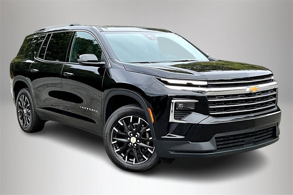 2025 Chevrolet Traverse LT's photo