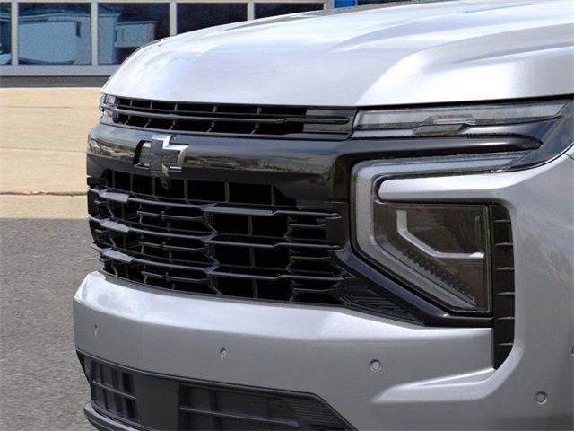 2026 Chevrolet Suburban RST photo 8