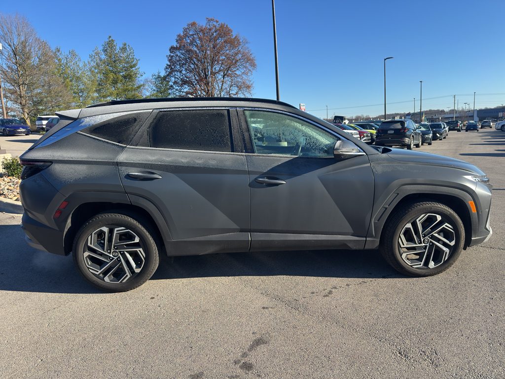 2025 Hyundai Tucson Limited photo 4