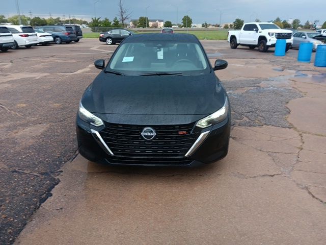 2025 Nissan Sentra SR photo 8