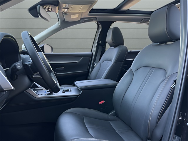 2025 Mazda CX-90 Premium photo 11