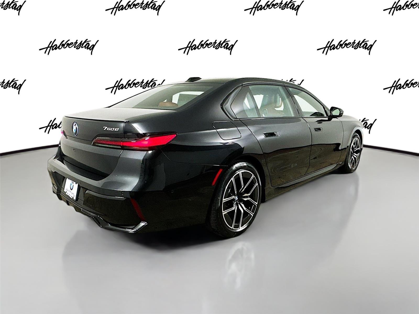 2026 Bmw 750e photo 5
