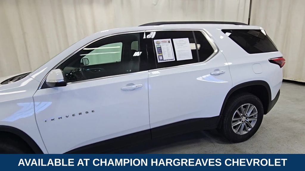 2023 Chevrolet Traverse Cloth photo 4